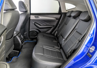 Подержанный автомобиль Haval F7 2021 года (12 фото)