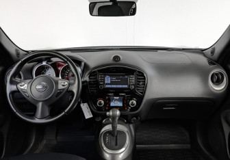 Подержанный автомобиль Nissan Juke 2018 года (13 фото)