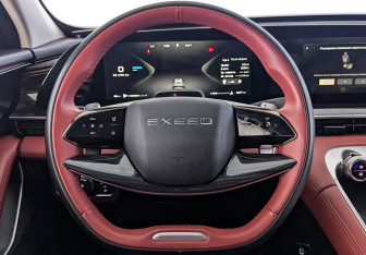 Подержанный автомобиль Exeed RX 2023 года (22 фото)
