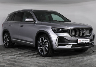 Подержанный автомобиль Geely Monjaro 2023 года (3 фото)
