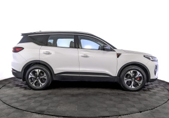 Подержанный автомобиль Chery Tiggo 7 Pro Max 2023 года (4 фото)