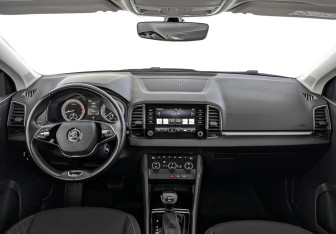 Подержанный автомобиль Skoda Karoq 2022 года (14 фото)