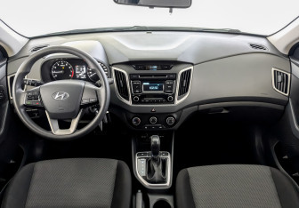 Подержанный автомобиль Hyundai Creta 2019 года (14 фото)