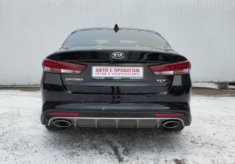 Подержанный автомобиль Kia Optima Sedan 2017 года (6 фото)