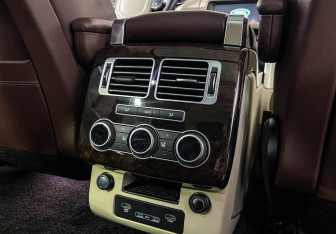 Подержанный автомобиль Land Rover Range Rover 2017 года (28 фото)