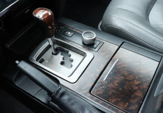 Подержанный автомобиль Toyota Land Cruiser Suv 2009 года (15 фото)