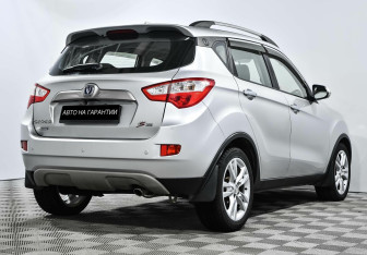 Подержанный автомобиль Changan CS35 2014 года (3 фото)