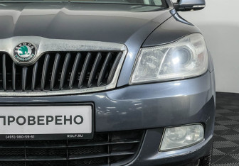 Подержанный автомобиль Skoda Octavia Liftback 2013 года (14 фото)