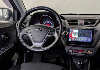 Подержанный автомобиль Kia Rio Sedan 2016 года (29 фото)