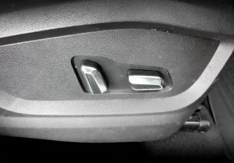 Подержанный автомобиль Exeed LX 2022 года (25 фото)