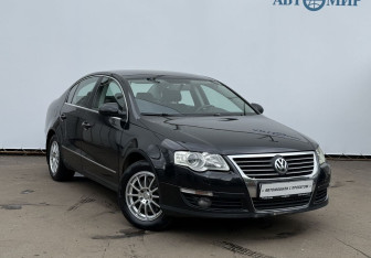 Подержанный автомобиль Volkswagen Passat Sedan 2008 года (3 фото)
