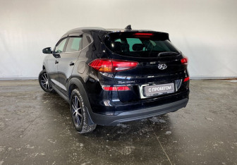 Подержанный автомобиль Hyundai Tucson 2020 года (7 фото)