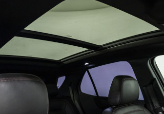 Подержанный автомобиль Chevrolet Equinox 2021 года (20 фото)