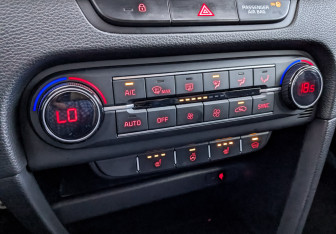 Подержанный автомобиль Kia Ceed Wagon 2021 года (21 фото)