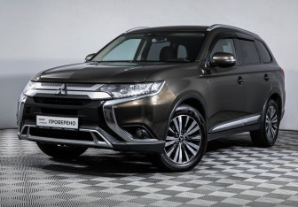 Подержанный автомобиль Mitsubishi Outlander 2019 года (1 фото)