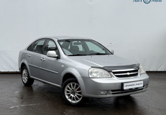 Подержанный автомобиль Chevrolet Lacetti Sedan 2011 года (3 фото)