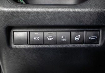 Подержанный автомобиль Toyota RAV4 2020 года (16 фото)