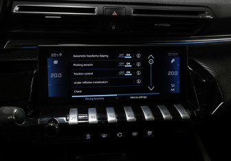 Подержанный автомобиль Peugeot 508 Wagon 2019 года (18 фото)
