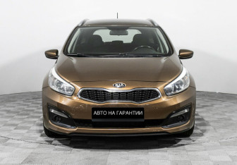 Подержанный автомобиль Kia Ceed Wagon 2015 года (2 фото)