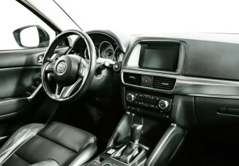 Подержанный автомобиль Mazda CX-5 2015 года (7 фото)