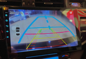 Подержанный автомобиль Toyota Corolla Sedan 2013 года (21 фото)