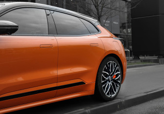 Подержанный автомобиль Zeekr 001 2023 года (35 фото)