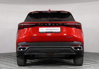 Подержанный автомобиль Omoda C5 2024 года (6 фото)