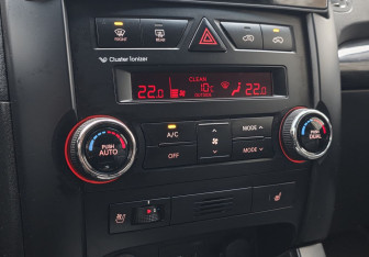 Подержанный автомобиль Kia Sorento 2010 года (14 фото)