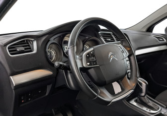 Подержанный автомобиль Citroen C4 Sedan 2017 года (15 фото)