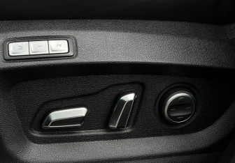Подержанный автомобиль Chery Tiggo 8 Pro 2022 года (18 фото)