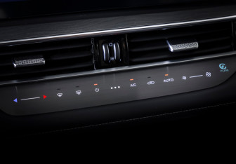 Подержанный автомобиль Chery Tiggo 8 Pro Max 2024 года (19 фото)