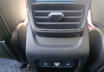 Подержанный автомобиль Haval H3 2024 года (19 фото)