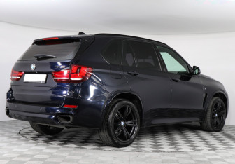 Подержанный автомобиль BMW X5 2018 года (2 фото)