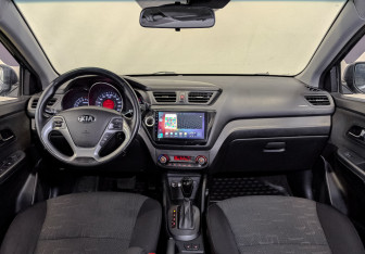 Подержанный автомобиль Kia Rio Sedan 2016 года (14 фото)