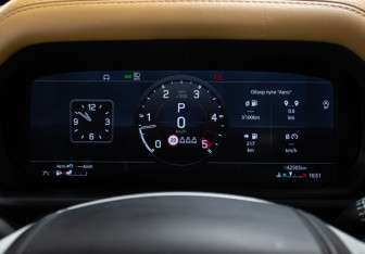 Подержанный автомобиль Land Rover Defender Suv 2023 года (13 фото)