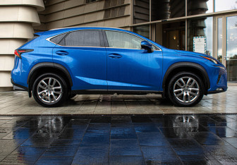Подержанный автомобиль Lexus NX 2020 года (5 фото)