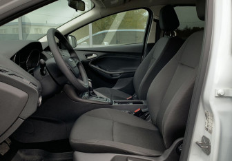 Подержанный автомобиль Ford Focus Hatchback 2018 года (18 фото)