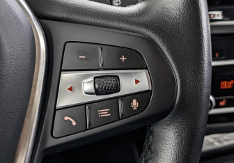 Подержанный автомобиль BMW X3 2021 года (28 фото)