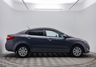 Подержанный автомобиль Kia Rio Sedan 2013 года (4 фото)