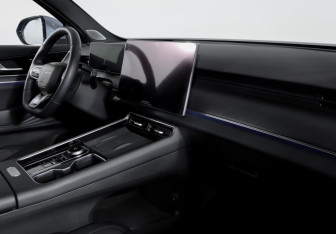 Подержанный автомобиль Chery Tiggo 9 2024 года (9 фото)