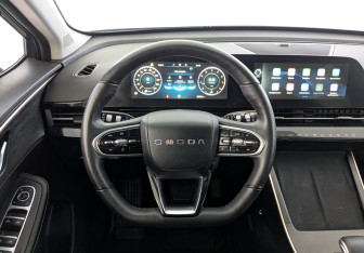 Подержанный автомобиль Omoda C5 2023 года (26 фото)