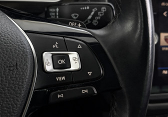Подержанный автомобиль Volkswagen Tiguan 2020 года (28 фото)