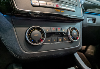 Подержанный автомобиль Mercedes-Benz GLE 2018 года (26 фото)