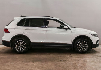 Подержанный автомобиль Volkswagen Tiguan 2021 года (4 фото)
