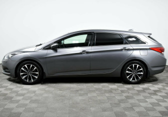 Подержанный автомобиль Hyundai i40 Wagon 2016 года (3 фото)