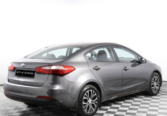 Подержанный автомобиль Kia Cerato Sedan 2013 года (3 фото)