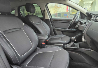 Подержанный автомобиль Renault Arkana 2019 года (10 фото)