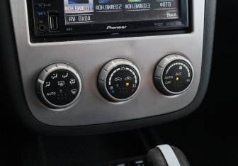 Подержанный автомобиль Nissan Murano Suv 2005 года (20 фото)