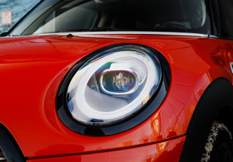 Подержанный автомобиль MINI Hatch 2019 года (7 фото)