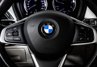 Подержанный автомобиль BMW X2 2018 года (19 фото)